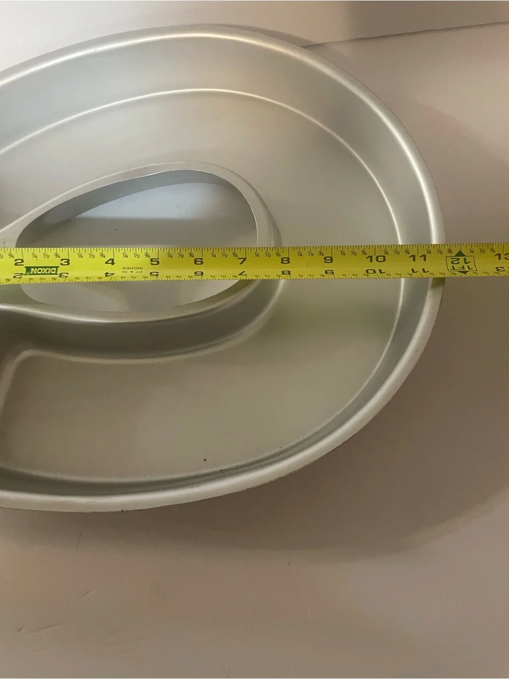 Wilton Horseshoe Party Pan Cake Mold - Silver